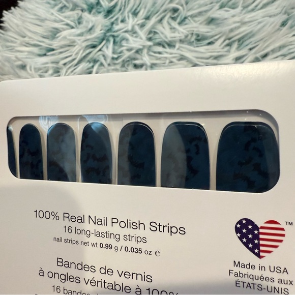 Once Bitten Bat Pattern NWT Color Street Nail Strips. Nonsmoking pet free home. - Picture 4 of 5